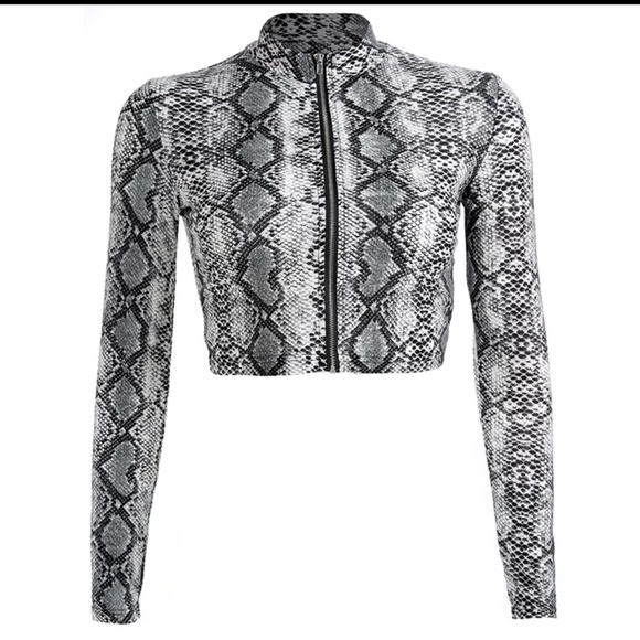 Crop top - Picture 4 of 5